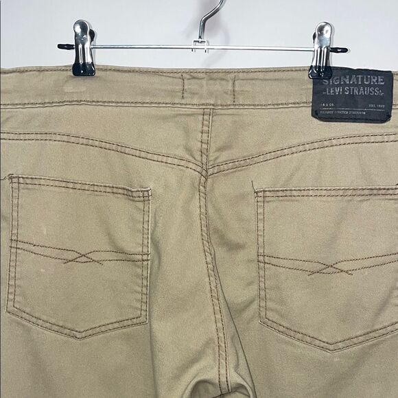 Tan Cargo Shorts with Drawstring Waist and Relaxed Fit - Picture 7 of 9